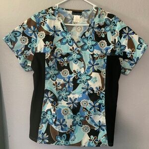 Cherokee Scrub Top, Size XL